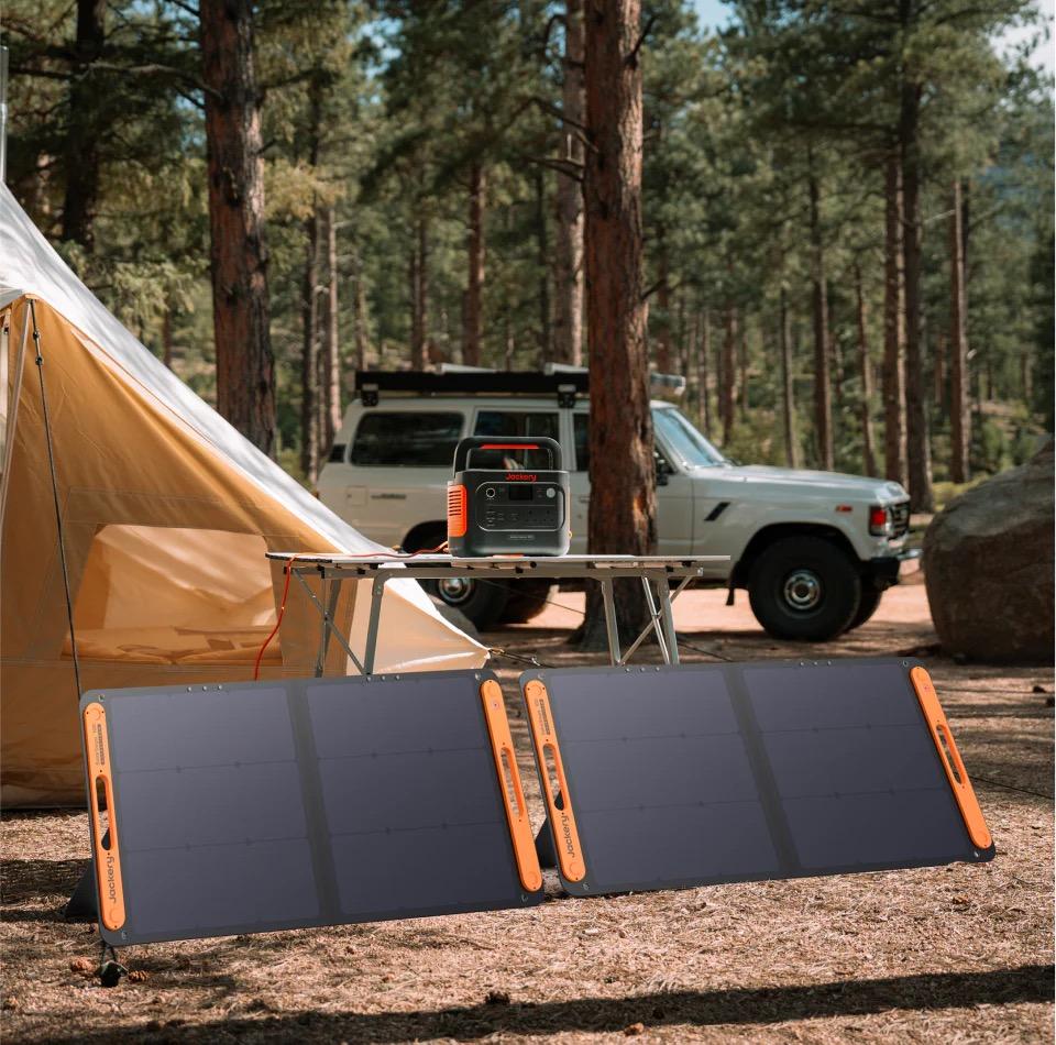 Jackery Solar Generator