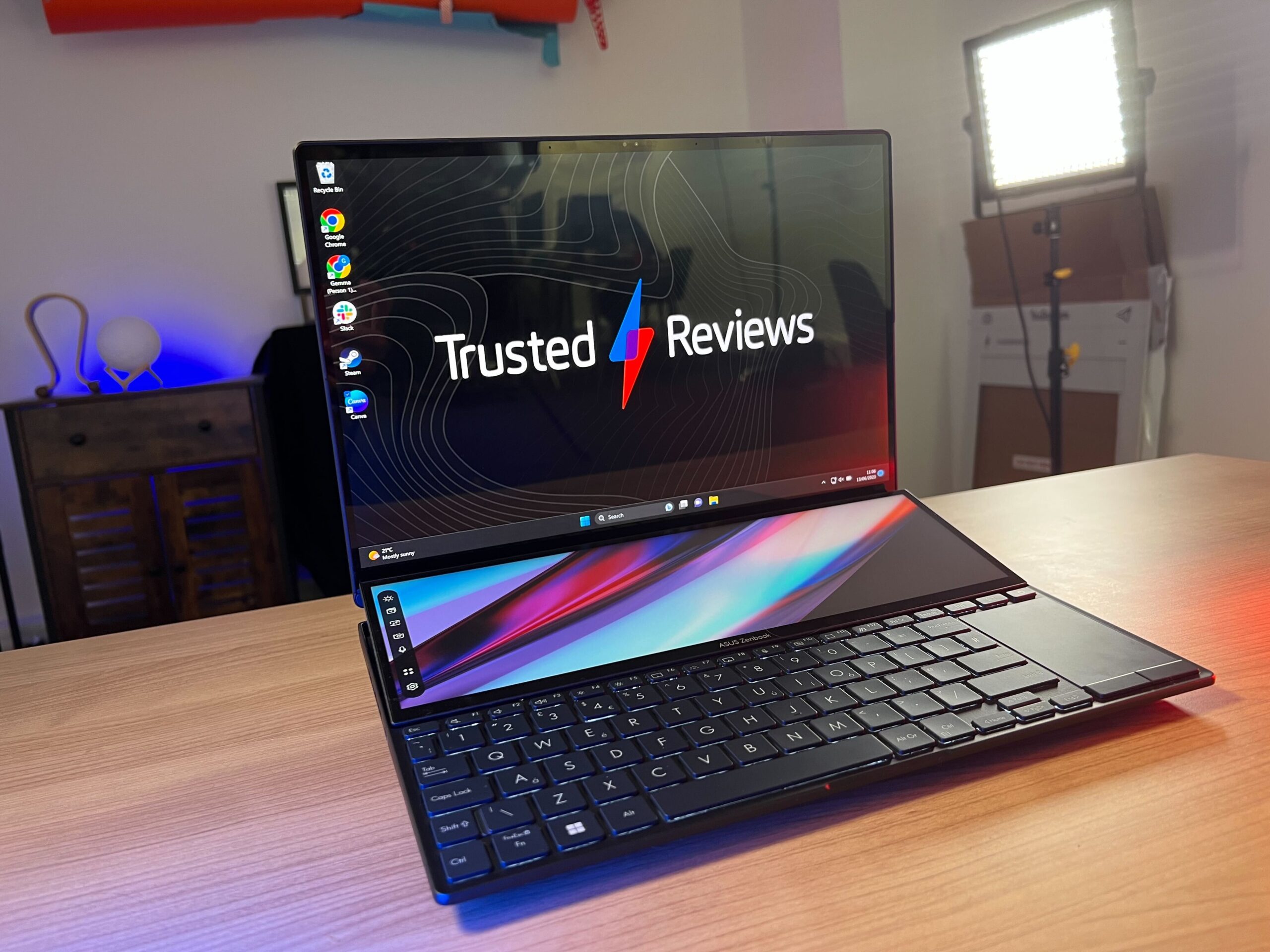 Best Asus ZenBook series for traveling professionals